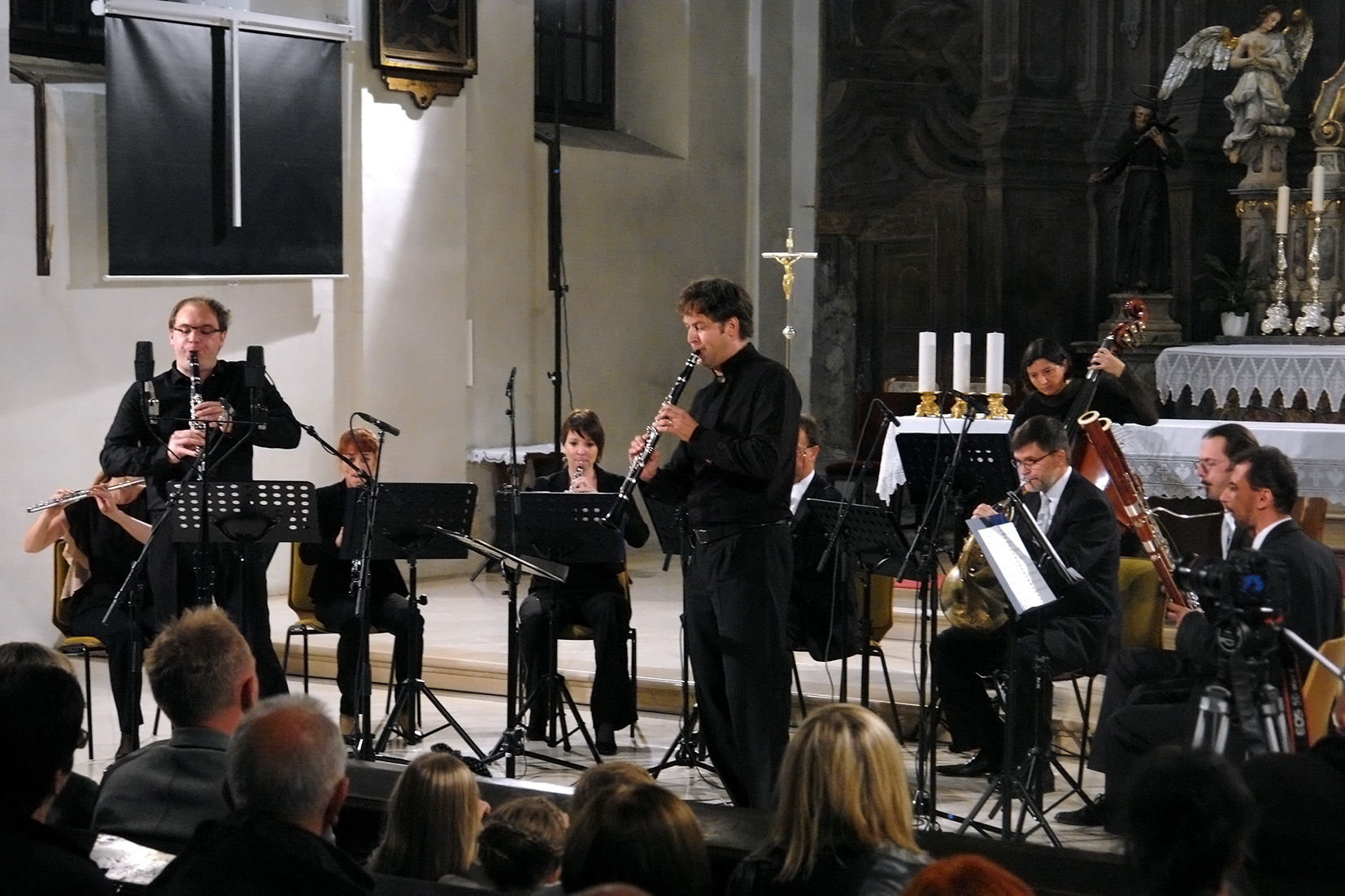 41 SGJ Camerata Cantilly 03